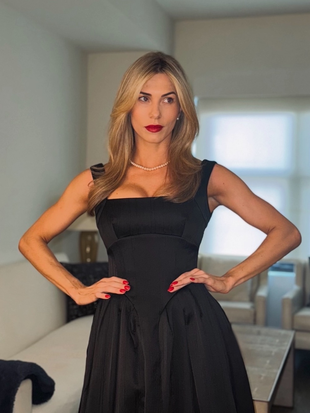 House of CB Black Square-Neck Midi Dress - Picture 3 of 3
